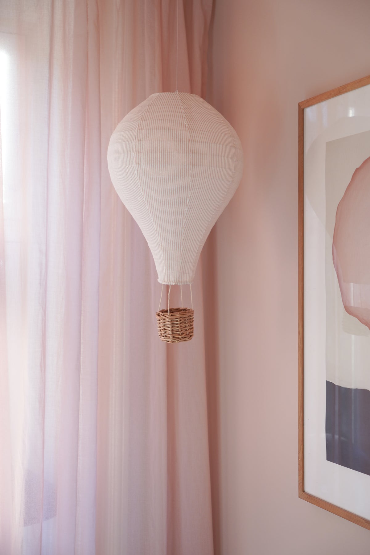 Cam Cam Copenhagen Pakabinamas oro balionas "Classic Stripes Rose"